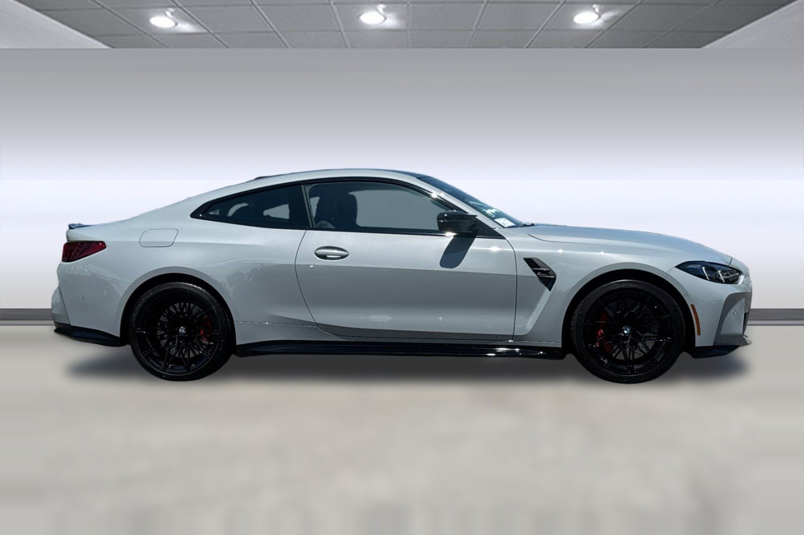Used 2026 BMW M4 Competition w/ Executive Package RWD image 8