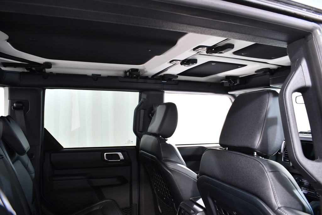 New 2025 Ford Bronco Badlands image 18