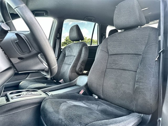 Used 2022 Honda Pilot Sport image 13