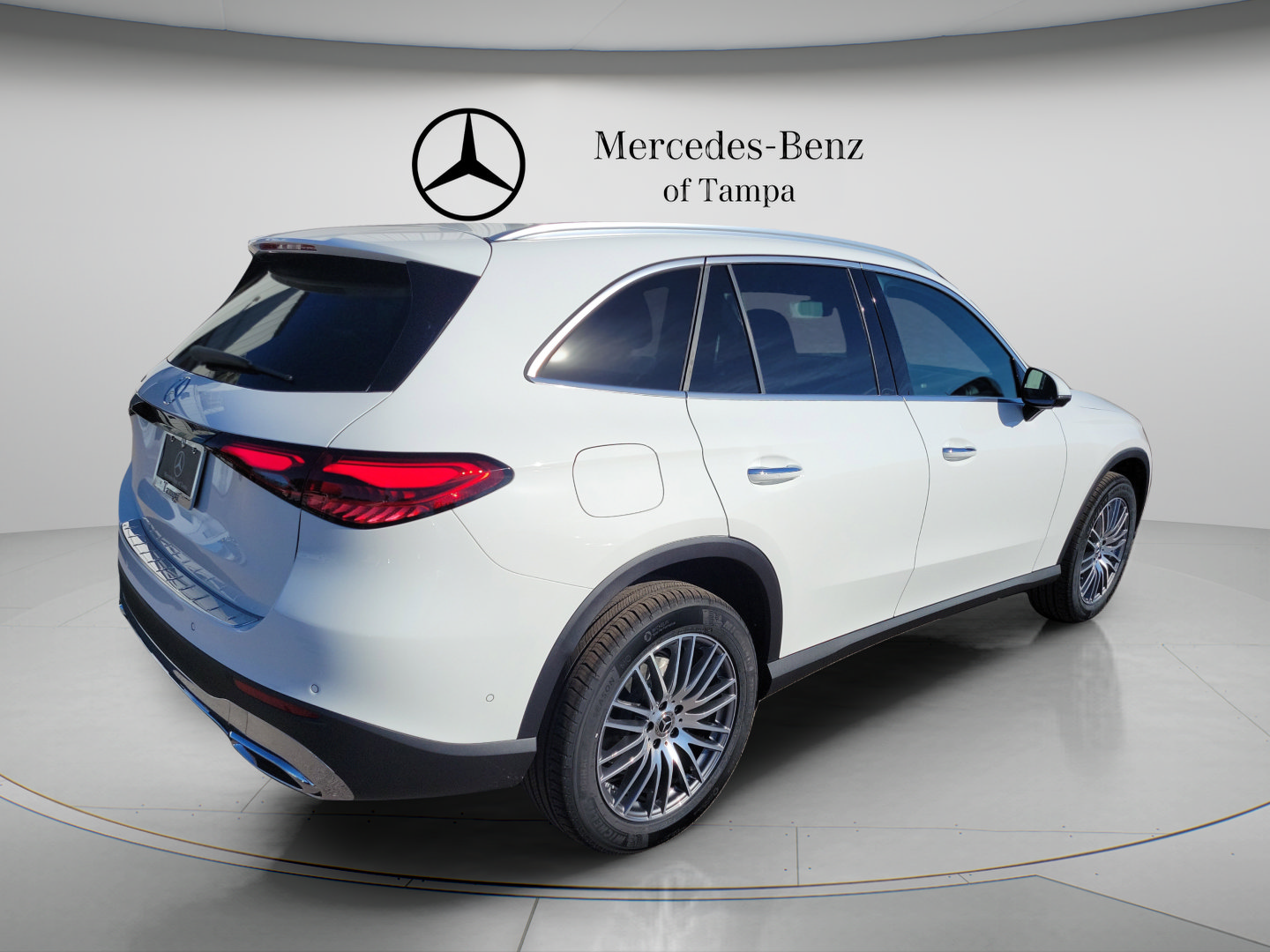 Certified 2026 Mercedes-Benz GLC 300 image 4