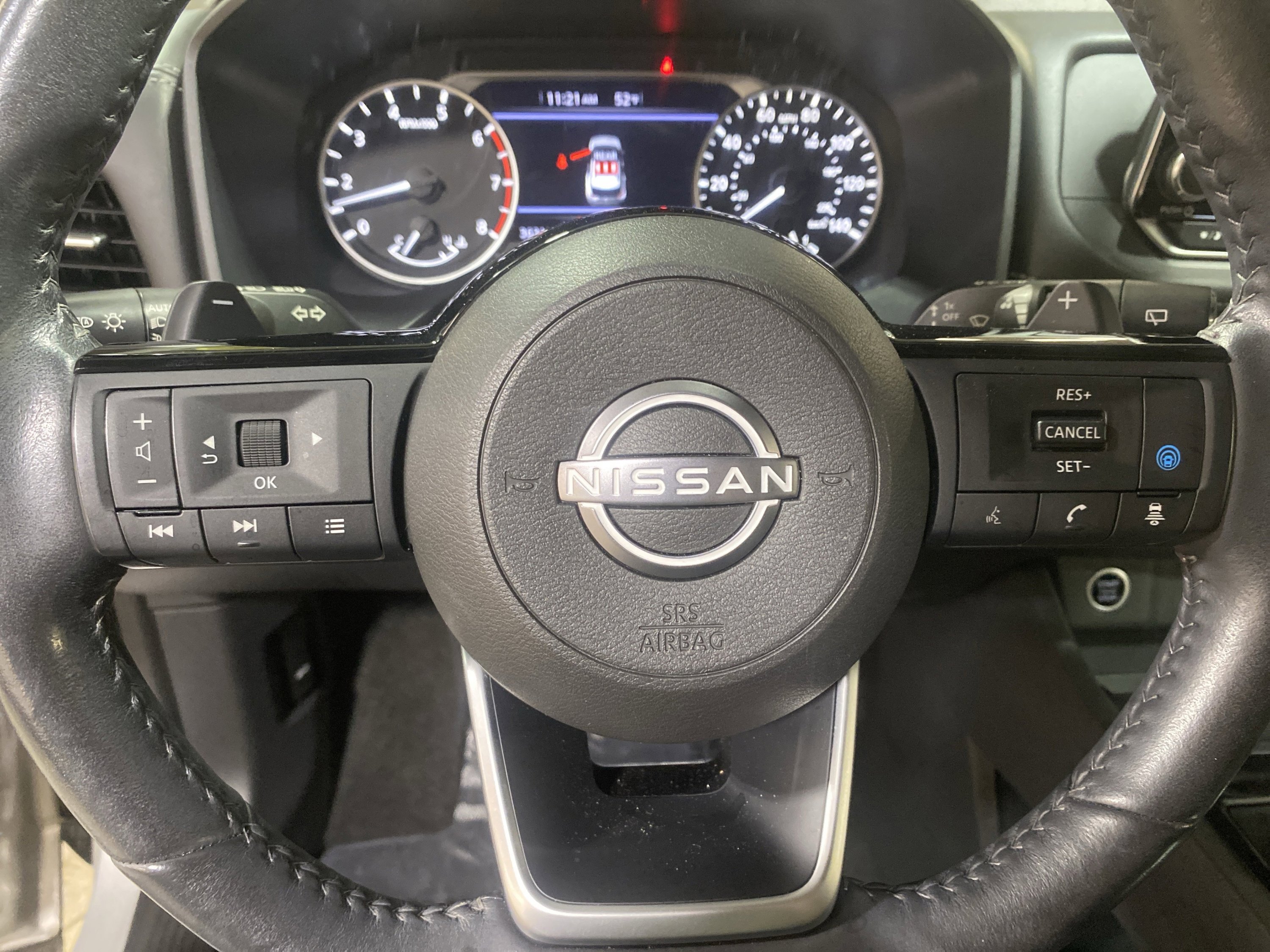 Used 2023 Nissan Rogue SV w/ SV Premium Package AWD/4WD image 18