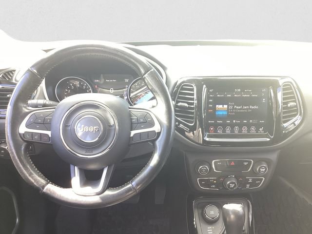 Used 2020 Jeep Compass Limited AWD/4WD image 9