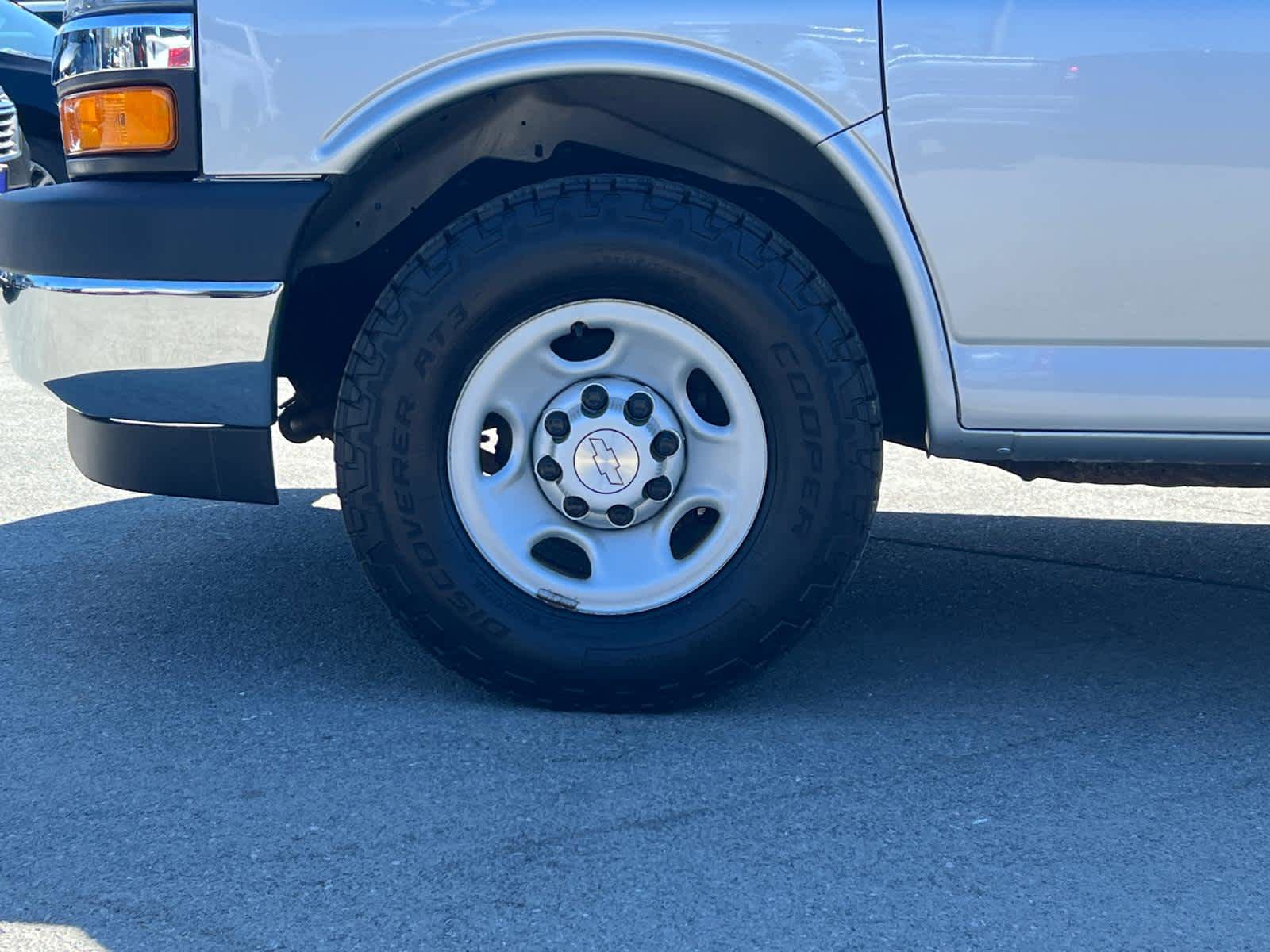 Certified 2019 Chevrolet Express 2500 w/ Chrome Appearance Package image 11