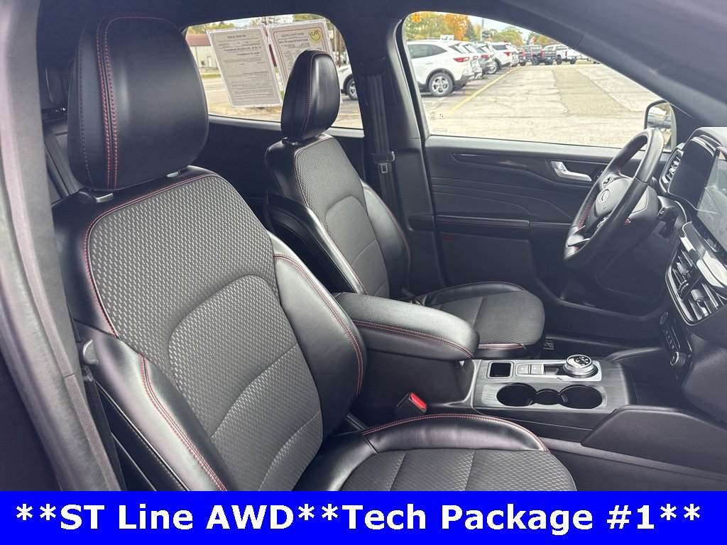 Used 2023 Ford Escape ST-Line w/ Tech Pack #1 image 25