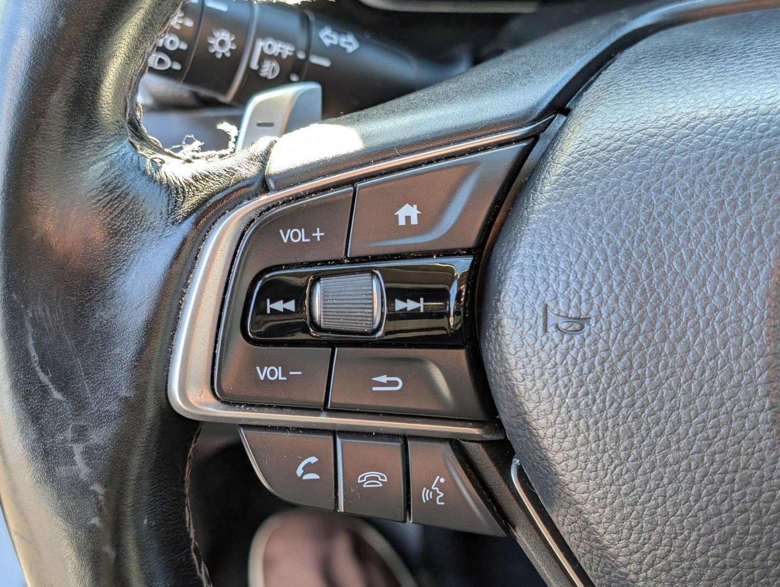 Used 2021 Honda Accord Touring image 17