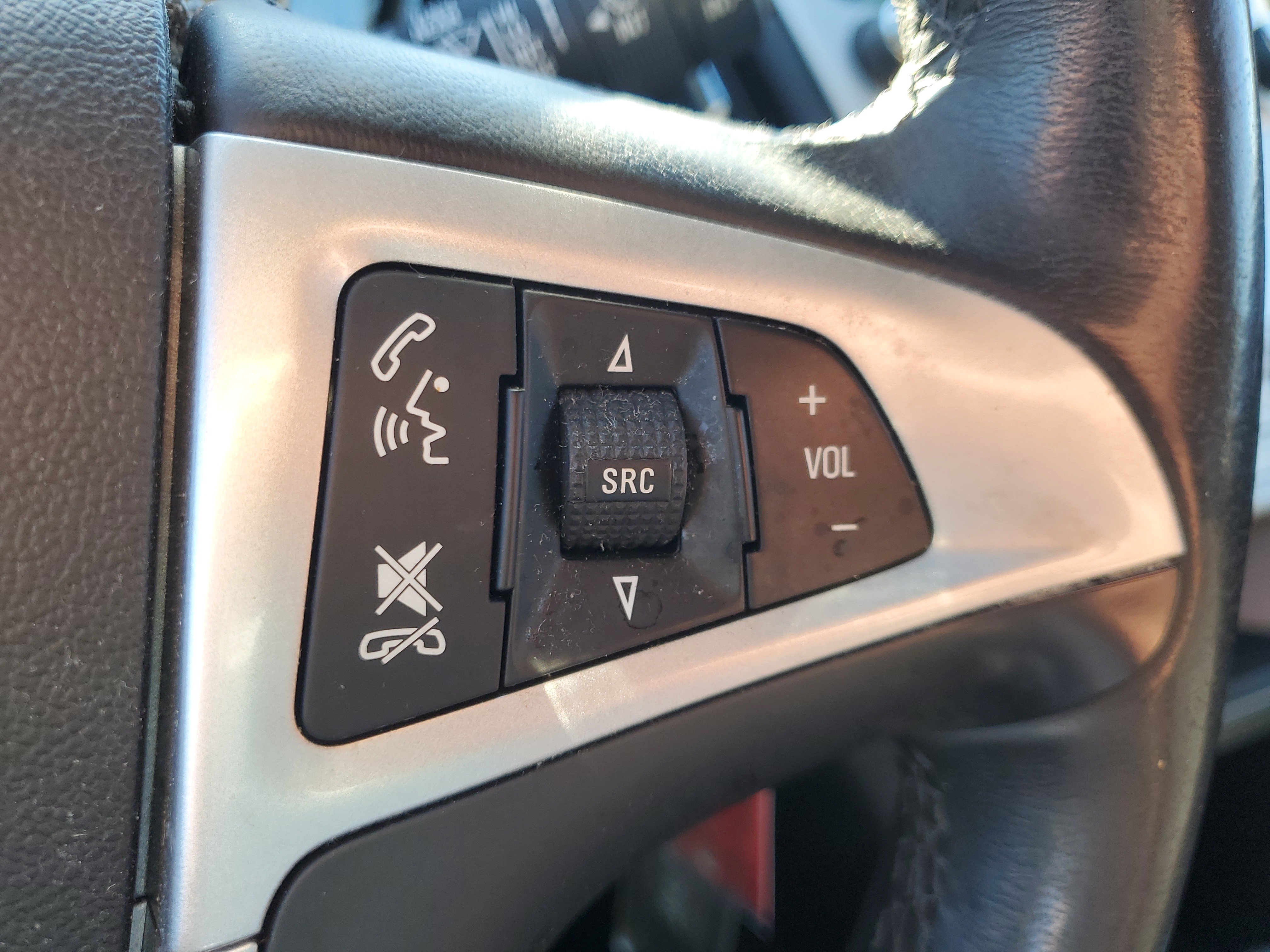 Used 2016 Chevrolet Equinox LT w/ Convenience Package image 23