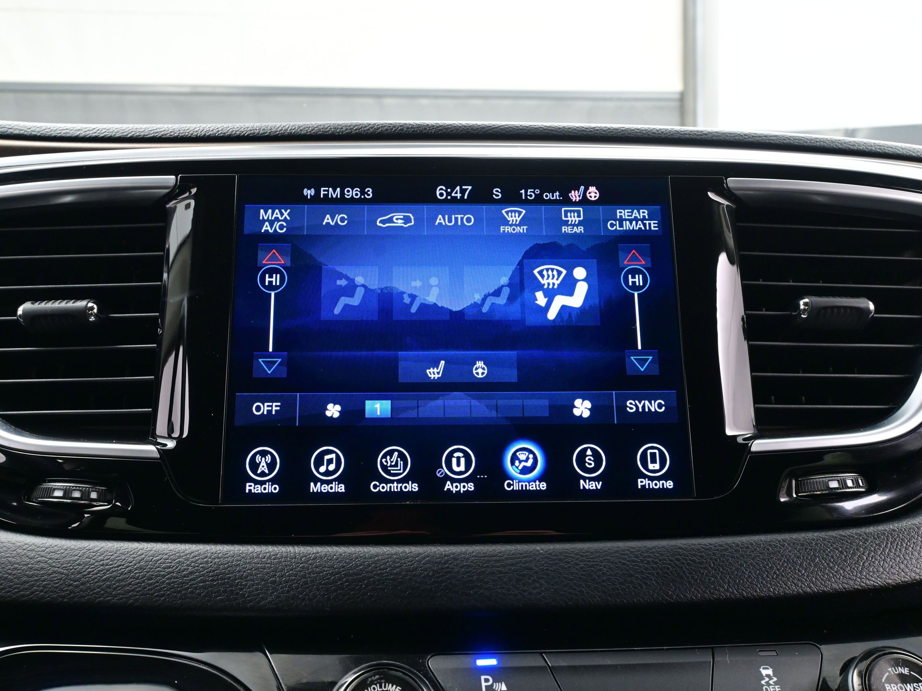 Used 2017 Chrysler Pacifica Touring-L Plus image 20