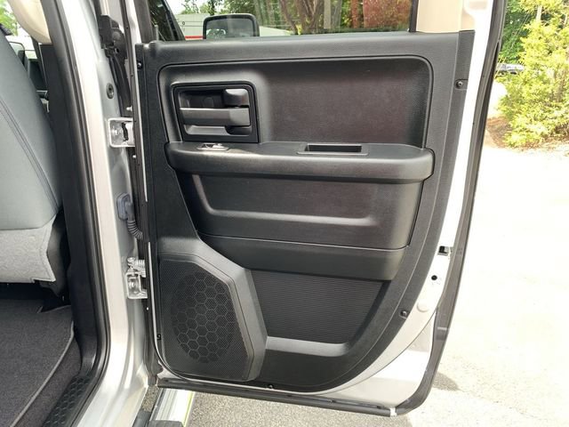 Used 2018 RAM 1500 Express RWD image 11