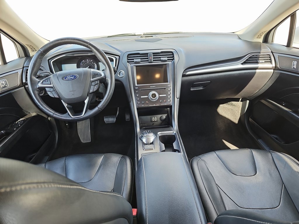 Used 2019 Ford Fusion Titanium image 9