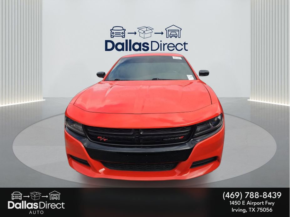 Used 2018 Dodge Charger SXT w/ Blacktop Package image 3