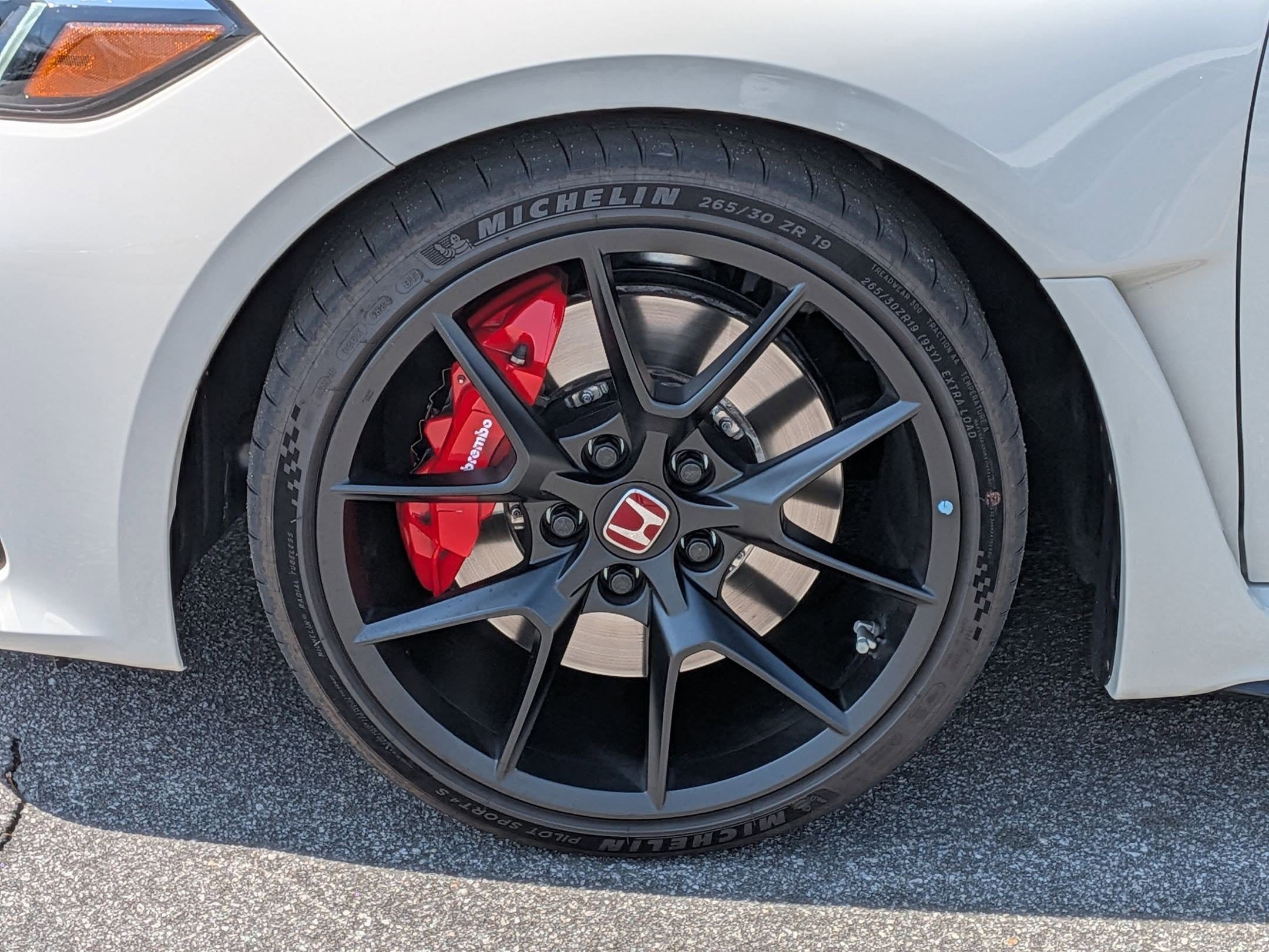 Used 2025 Honda Civic Type R image 10