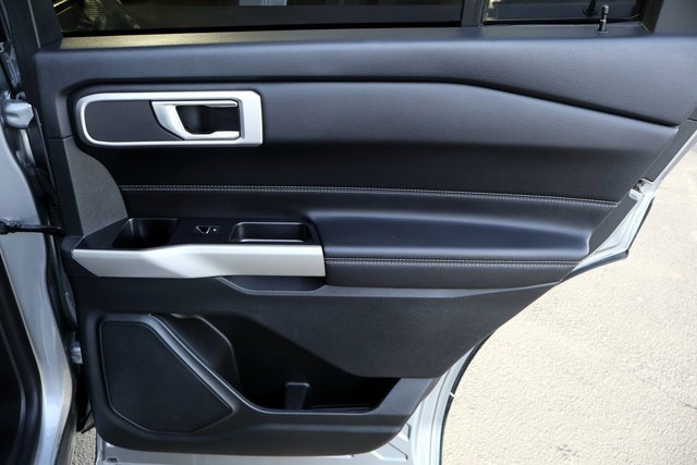 Certified 2022 Ford Explorer XLT w/ Equipment Group 202A image 21