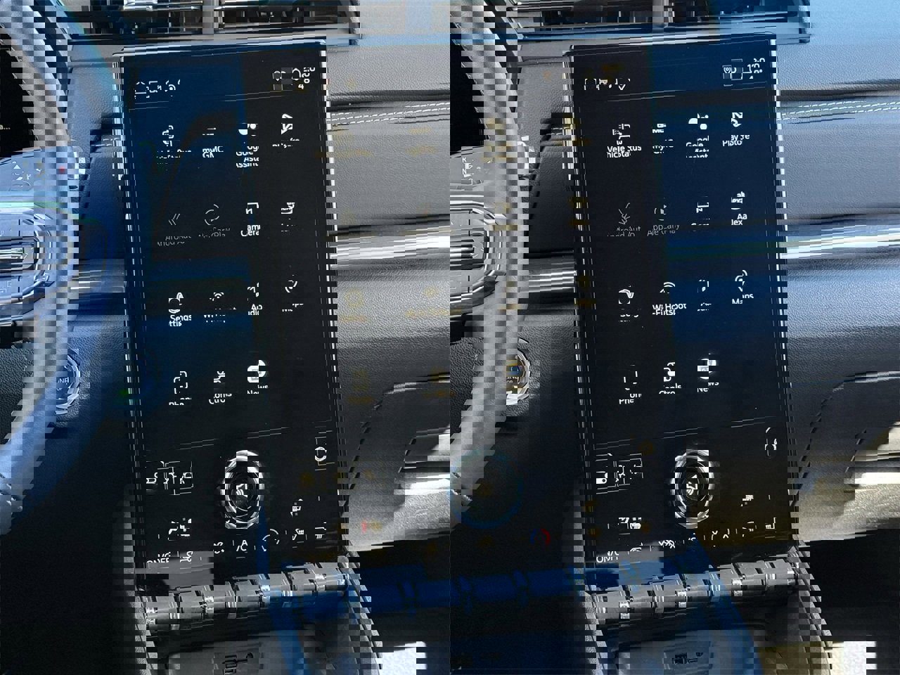 Used 2025 GMC Terrain Elevation image 16