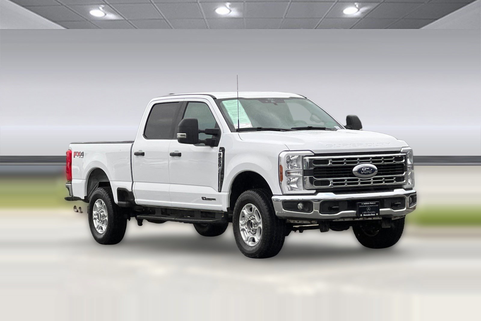 Used 2025 Ford F250 XLT w/ FX4 Off-Road Package image 6
