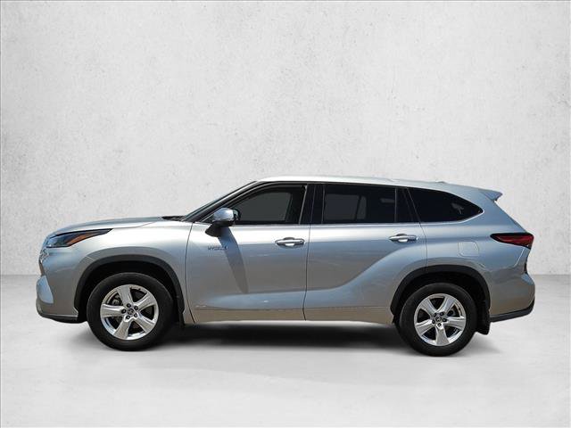 Used 2021 Toyota Highlander LE AWD/4WD image 10