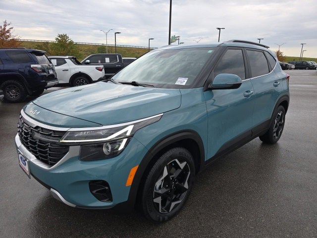 Used 2024 Kia Seltos EX