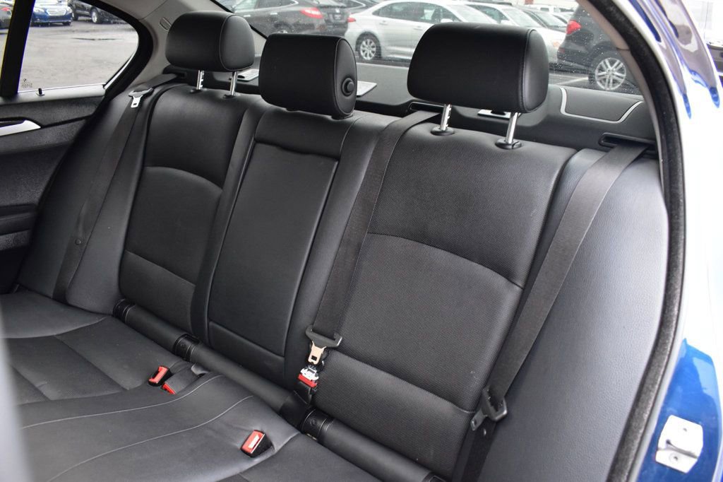 Used 2013 BMW 535i xDrive Sedan AWD/4WD image 21