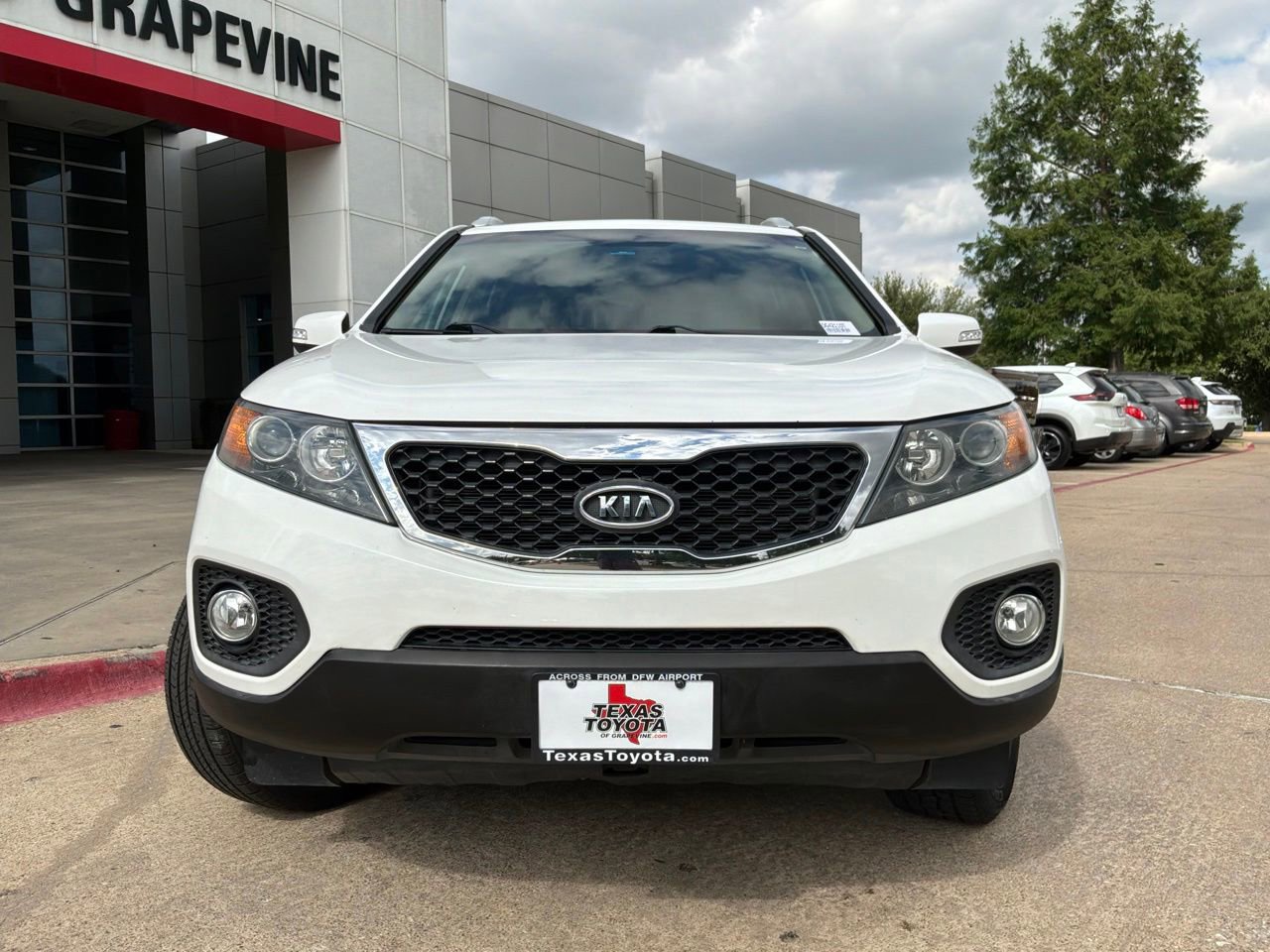 Used 2013 Kia Sorento LX w/ Convenience Pkg FWD image 3