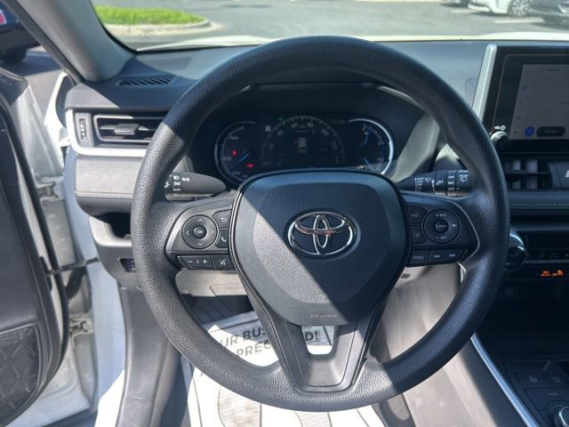 Used 2024 Toyota RAV4 XLE image 20