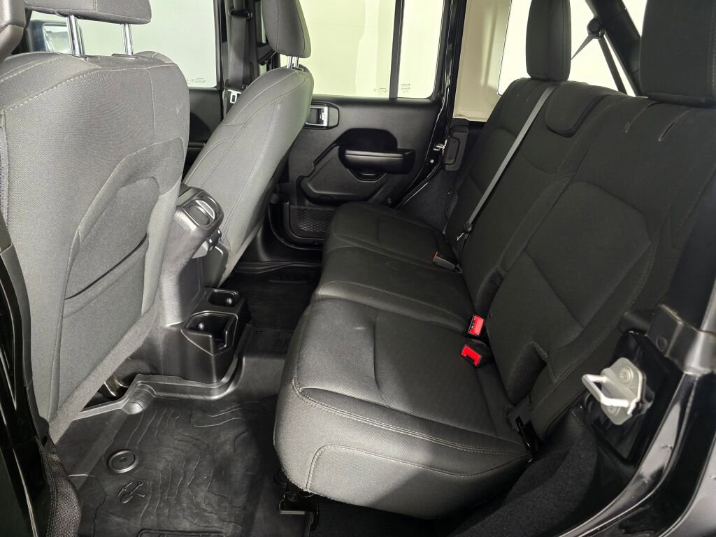 Used 2018 Jeep Wrangler Unlimited Sport S image 35