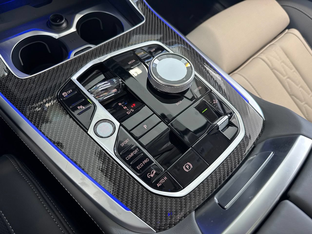 New 2027 BMW X7 M60i AWD/4WD image 35