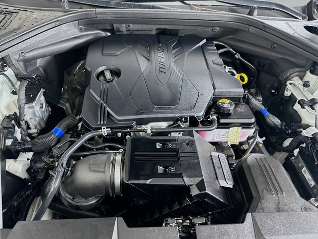 Certified 2026 Genesis GV70 2.5T Advanced AWD/4WD image 31