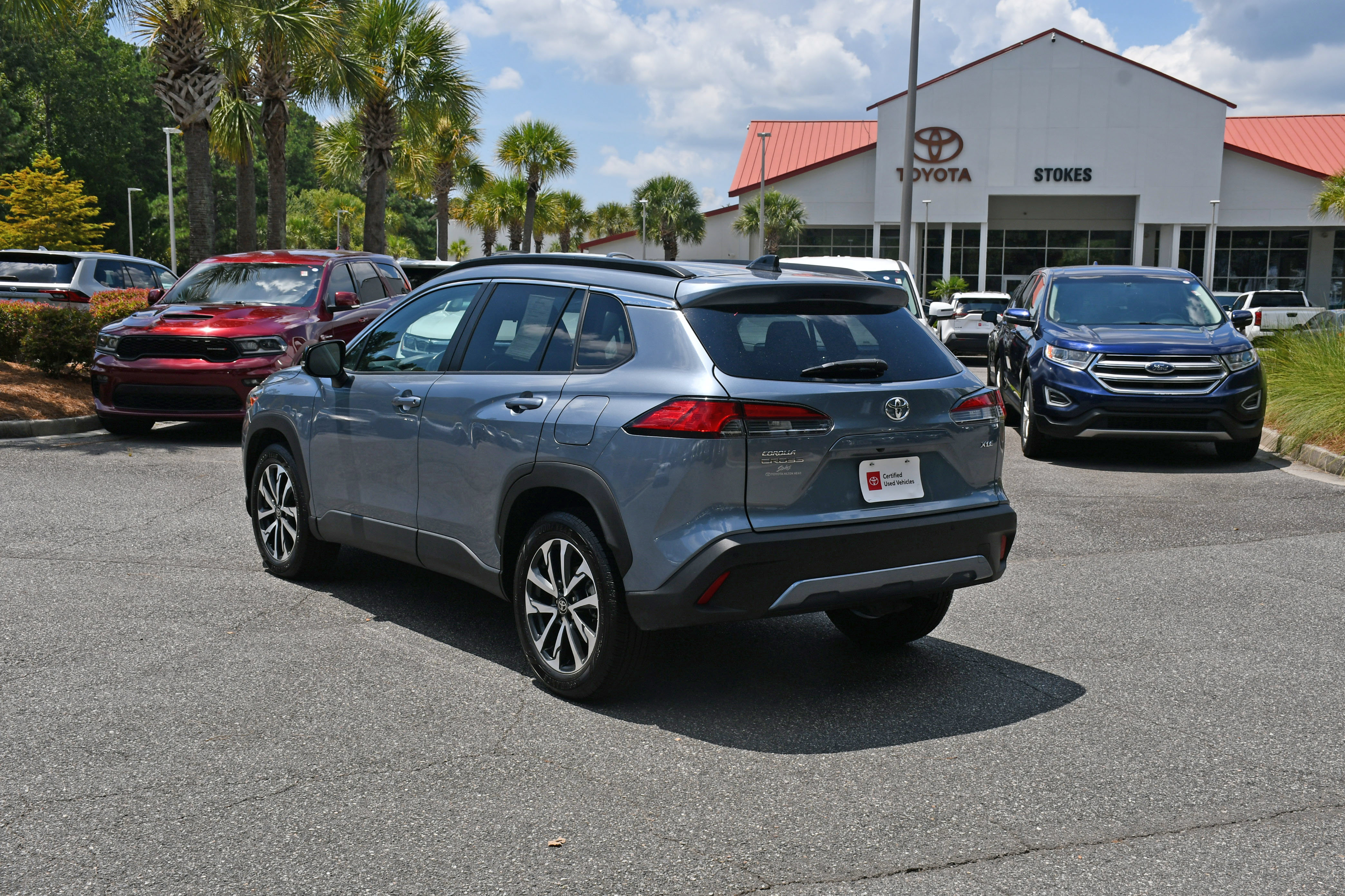 Certified 2025 Toyota Corolla Cross XLE FWD image 3
