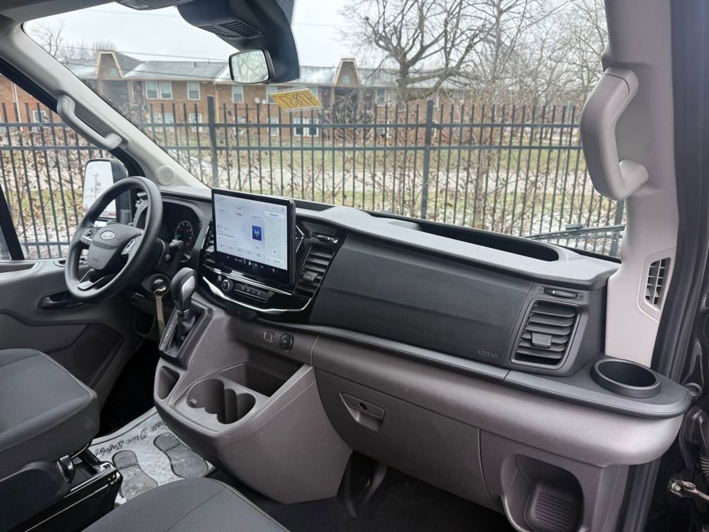 Used 2023 Ford Transit 350 XLT image 13