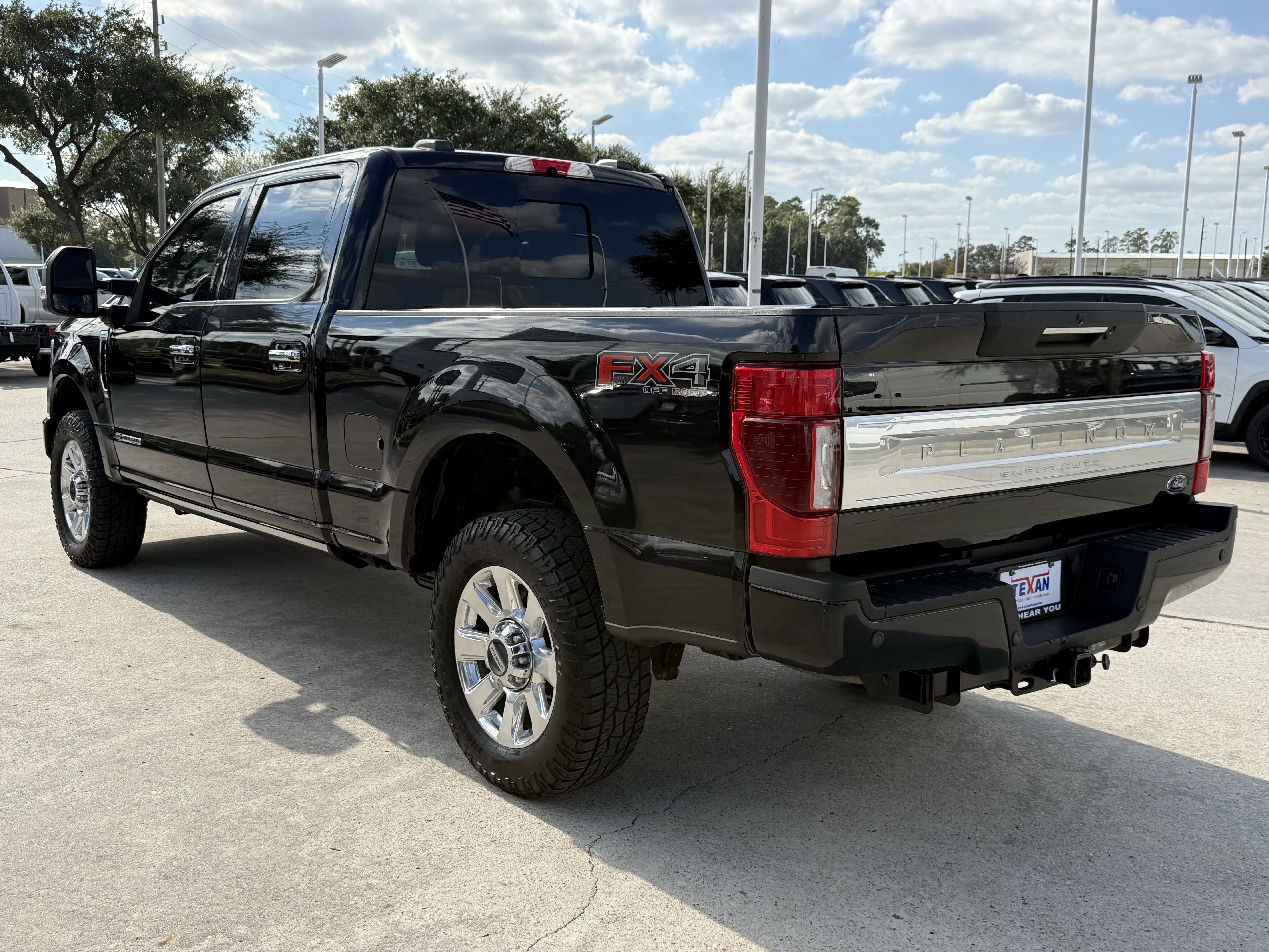 Used 2021 Ford F250 Platinum w/ FX4 Off-Road Package image 7