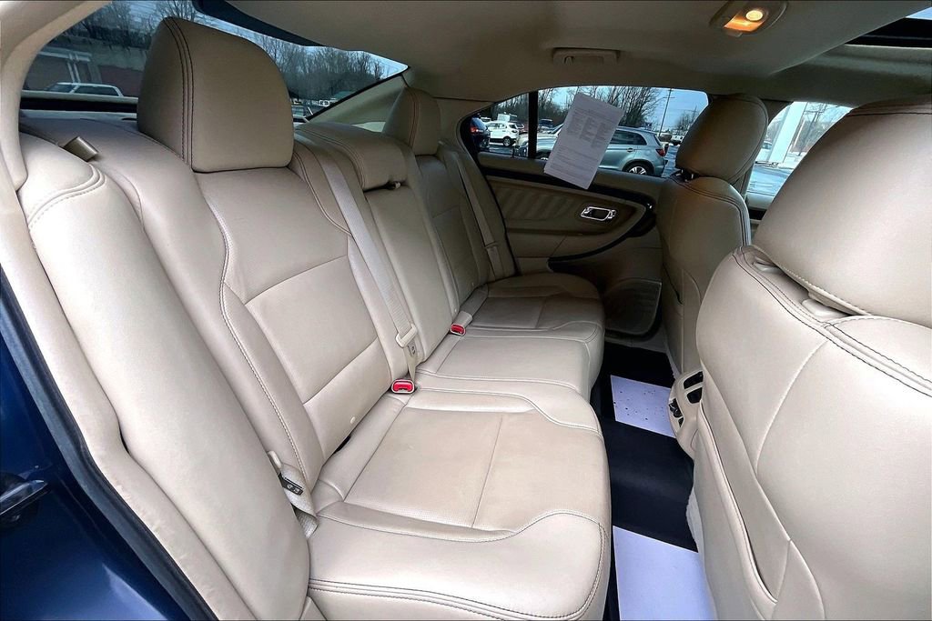 Used 2017 Ford Taurus Limited image 26