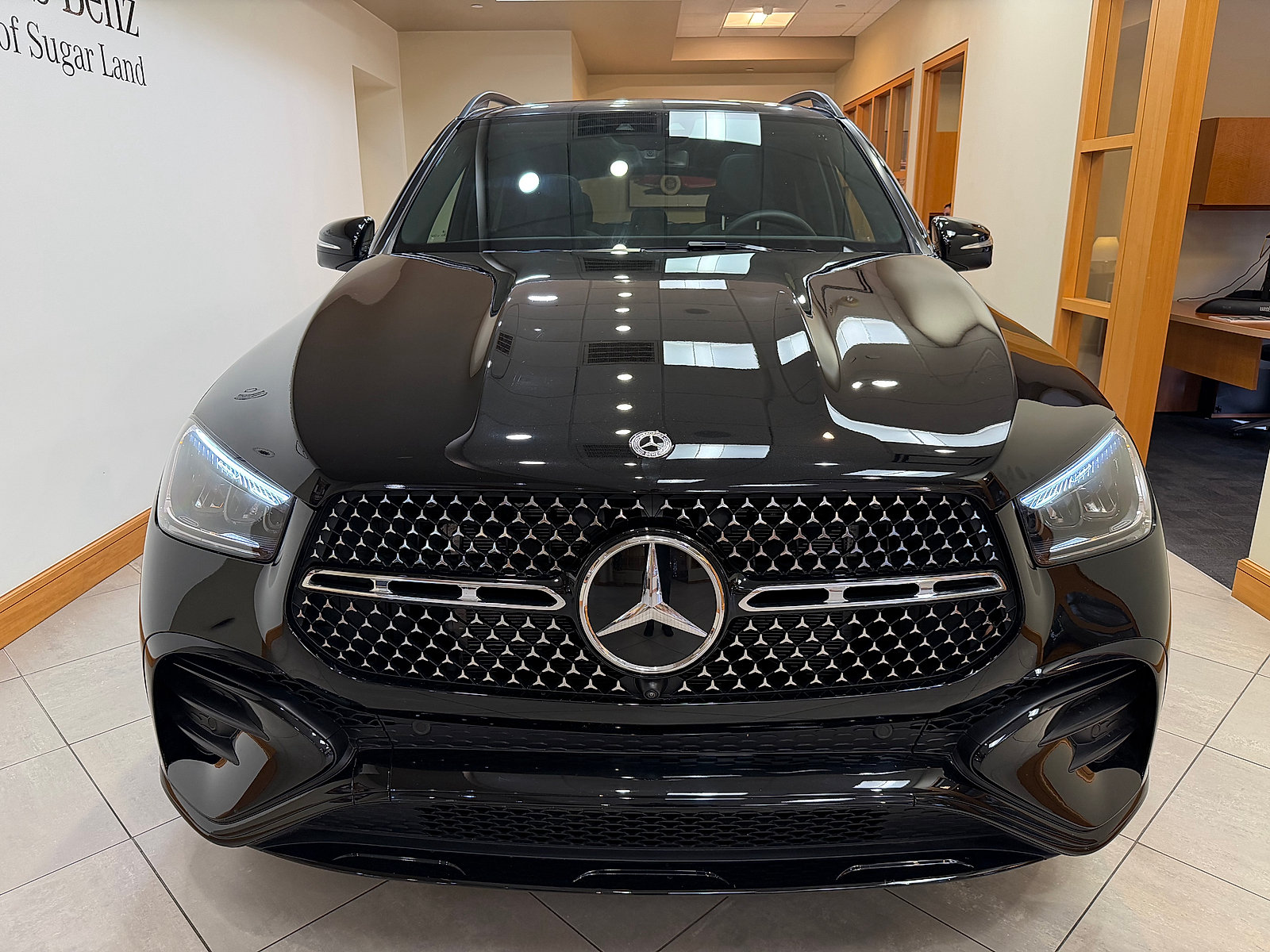 Certified 2026 Mercedes-Benz GLE 450 4MATIC image 3