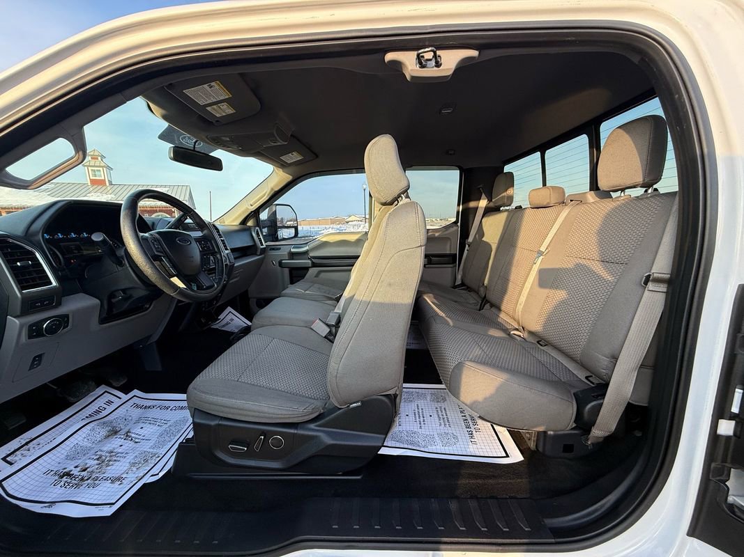 Used 2015 Ford F150 XLT w/ Equipment Group 302A Luxury image 12