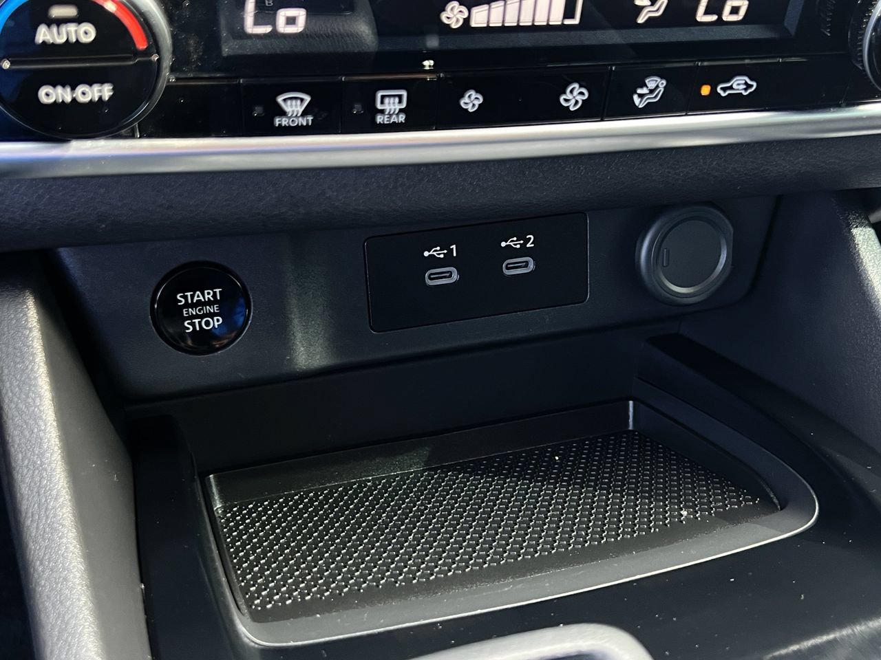 Certified 2025 Nissan Rogue SV AWD/4WD image 20