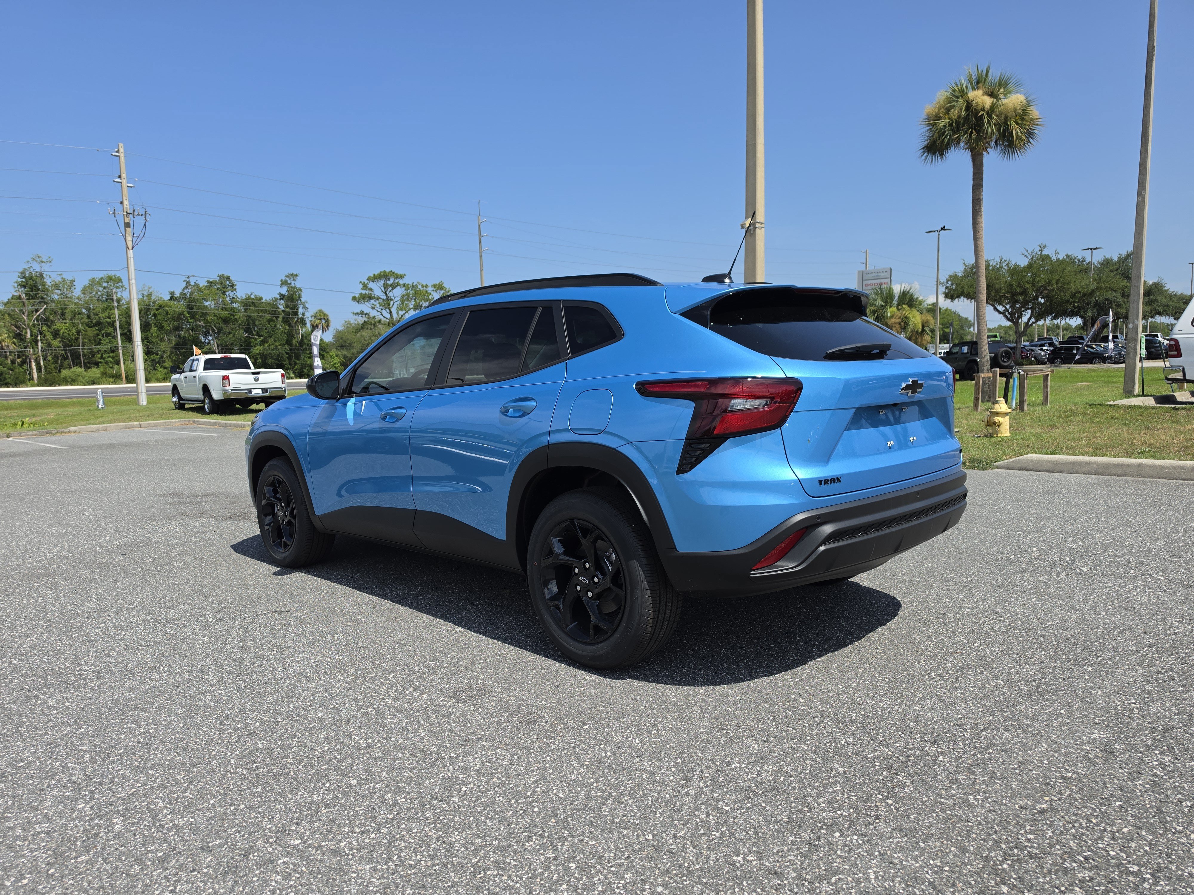 New 2026 Chevrolet Trax LT w/ Sunroof Package FWD image 7