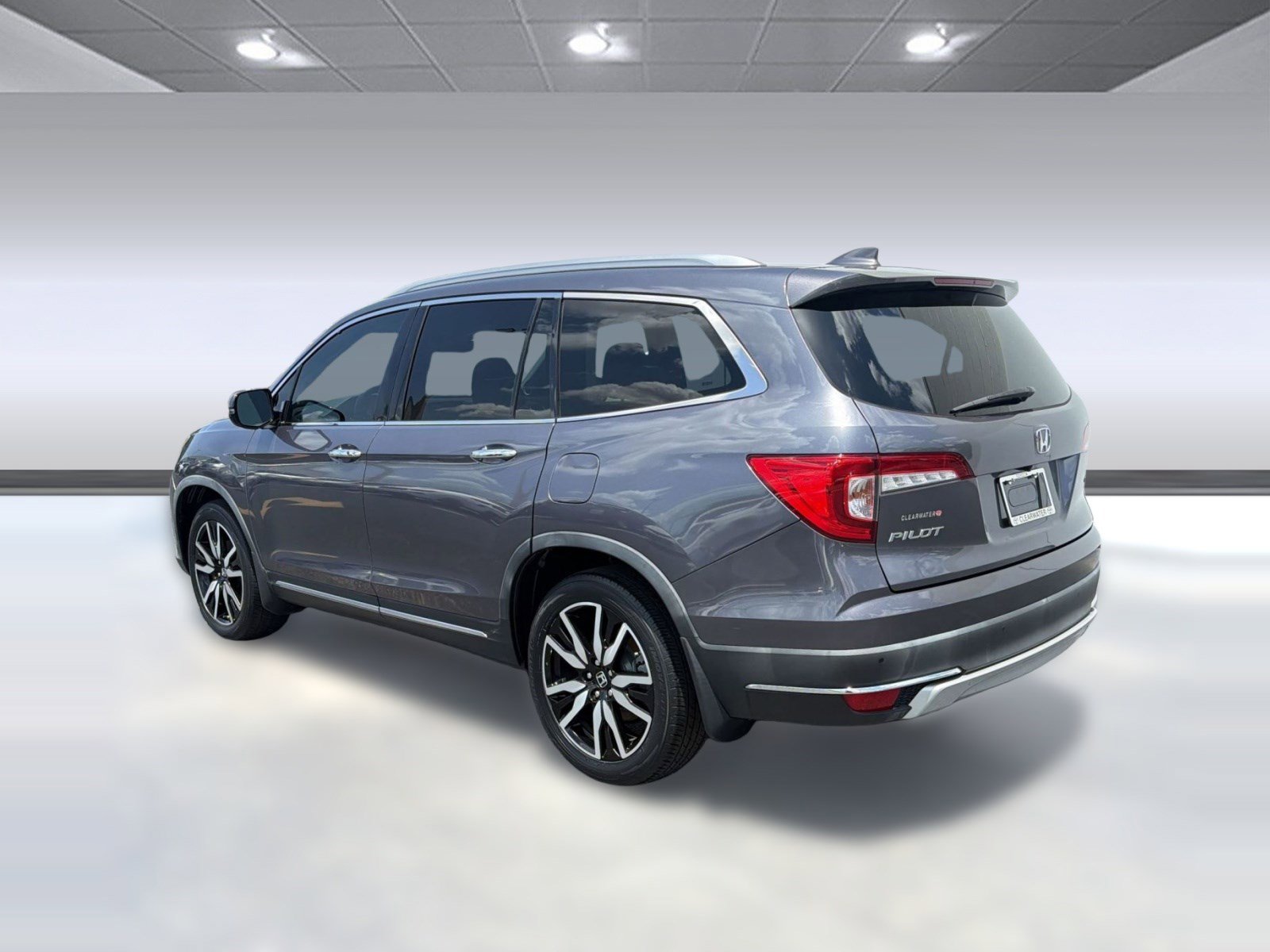 Used 2021 Honda Pilot Touring image 3
