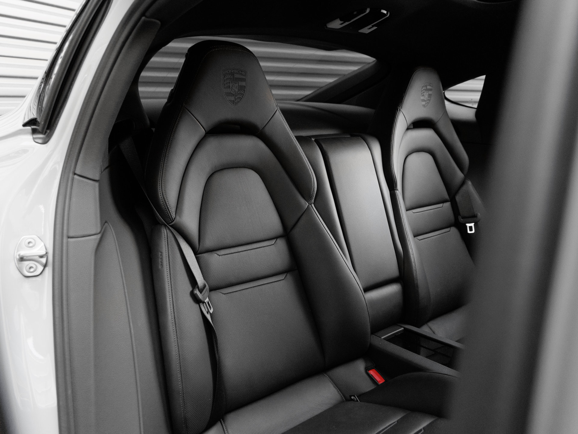 Certified 2023 Porsche Panamera Platinum Edition RWD image 32