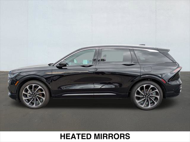 Used 2024 Lincoln Nautilus Black Label image 2