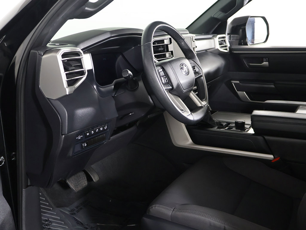 Used 2025 Toyota Sequoia SR5 AWD/4WD image 26