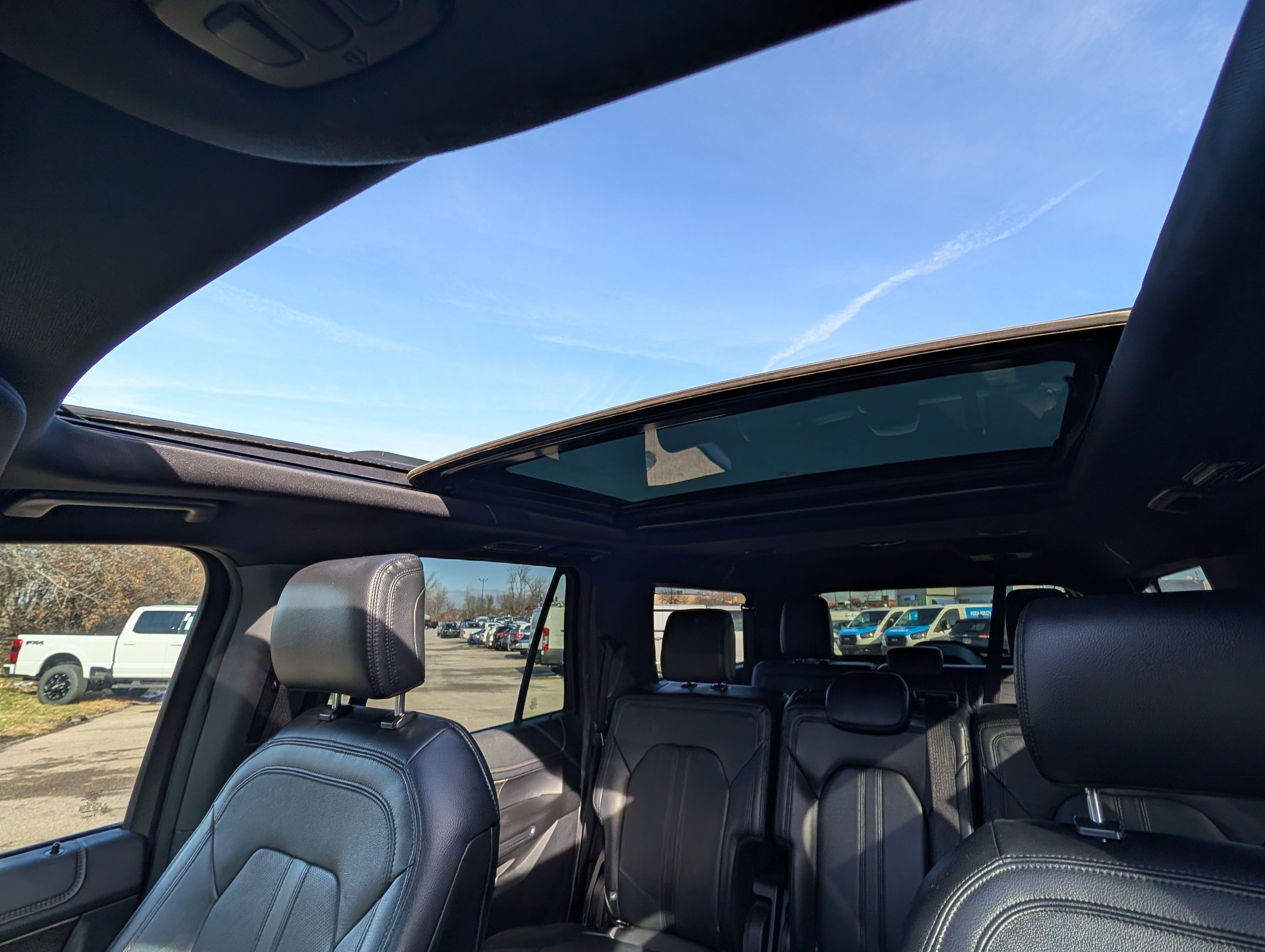 Used 2019 Ford Expedition Max Limited image 27