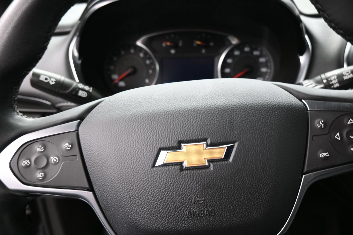 Used 2023 Chevrolet Traverse LT AWD/4WD image 16