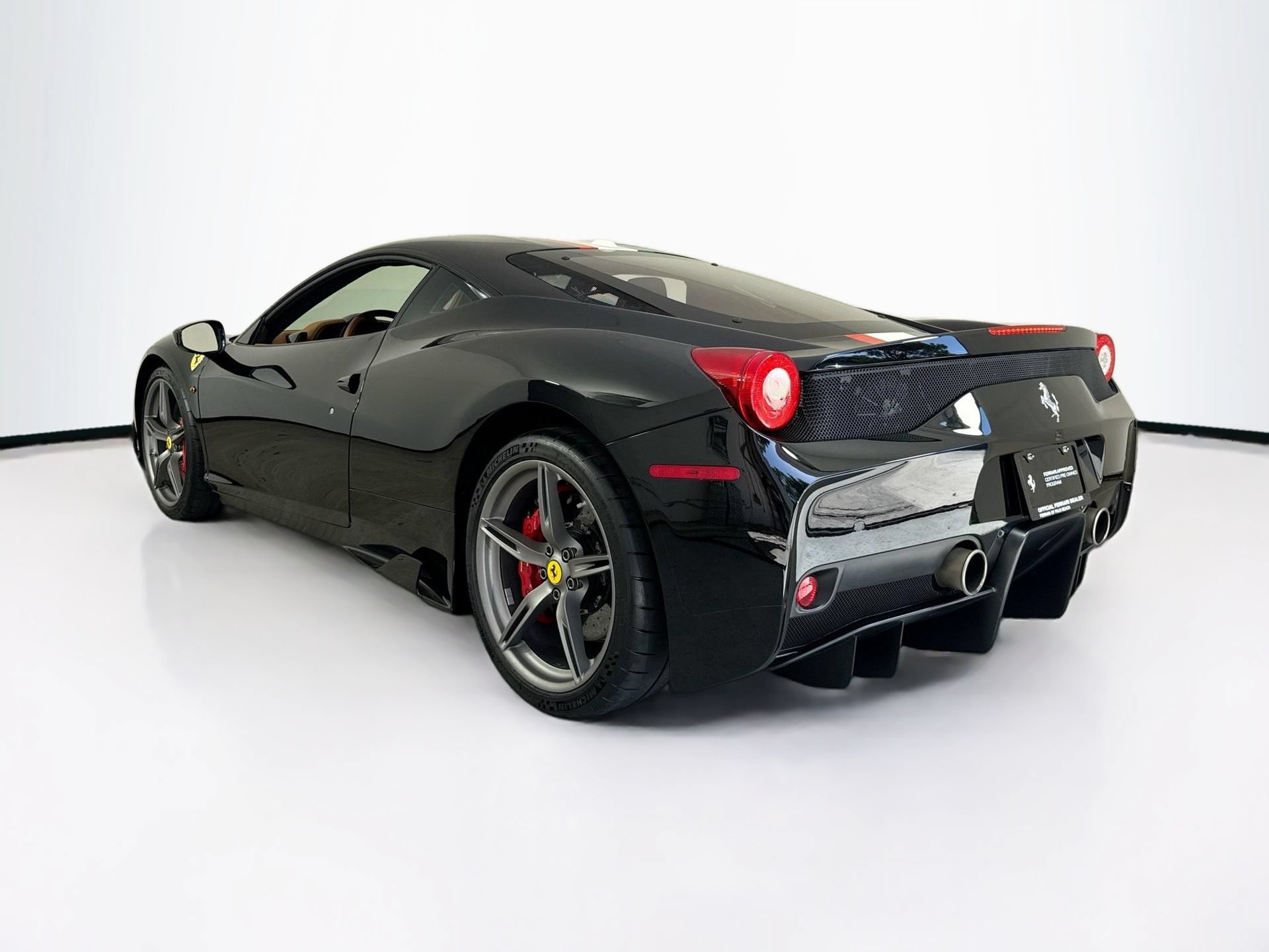 Certified 2015 Ferrari 458 Speciale Coupe RWD image 5