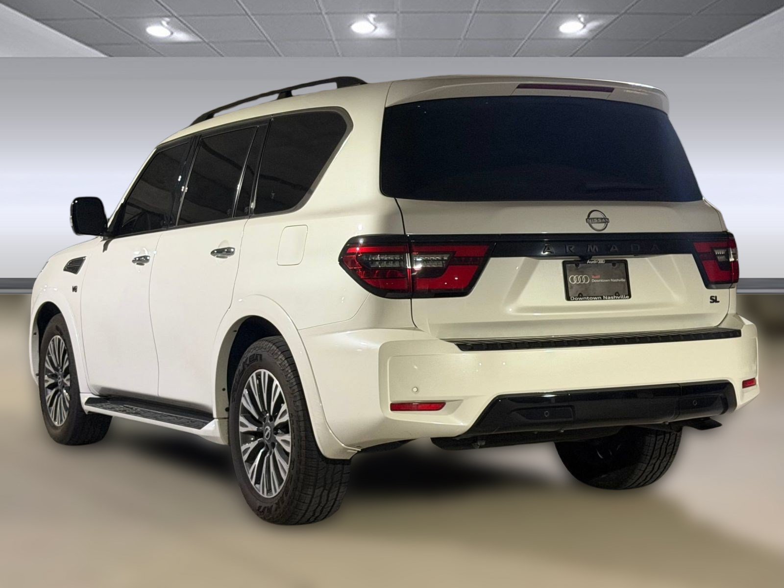 Used 2022 Nissan Armada SL w/ Midnight Edition Package RWD image 3
