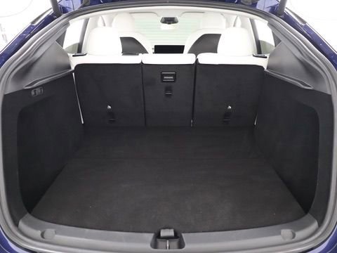 Used 2024 Tesla Model Y Long Range RWD image 28