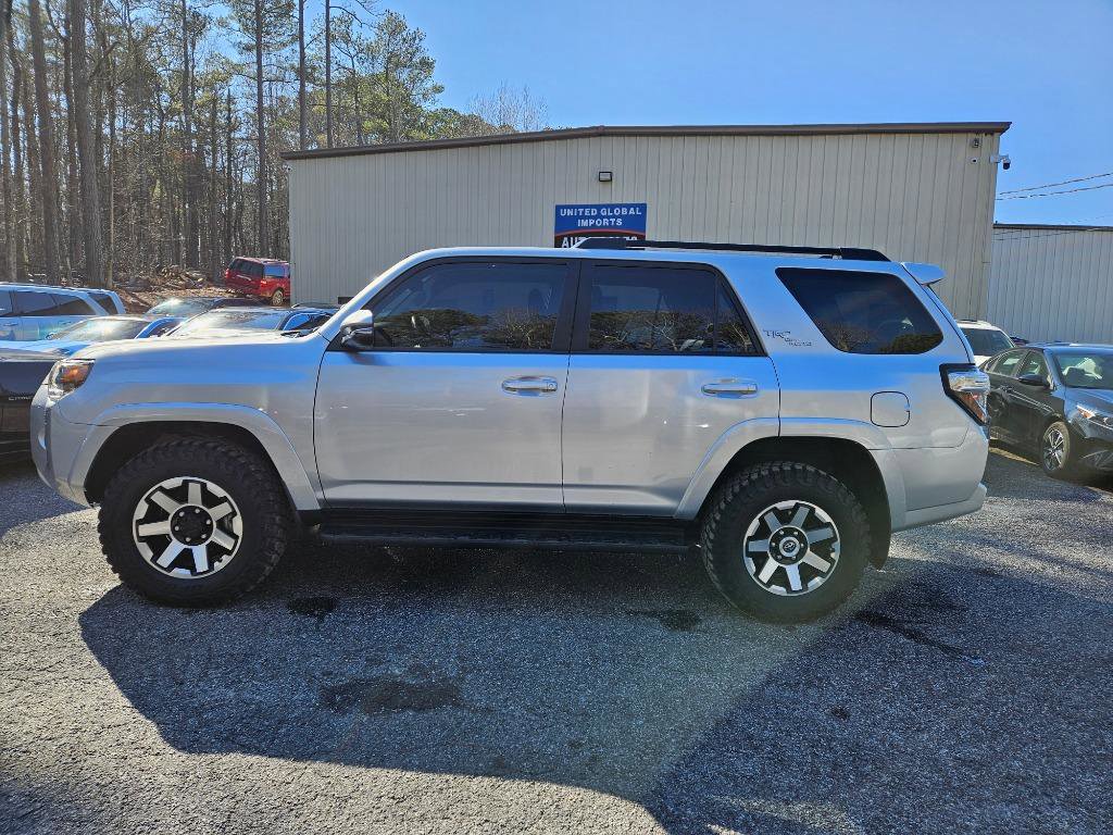 Used 2021 Toyota 4Runner TRD Off-Road Premium image 3