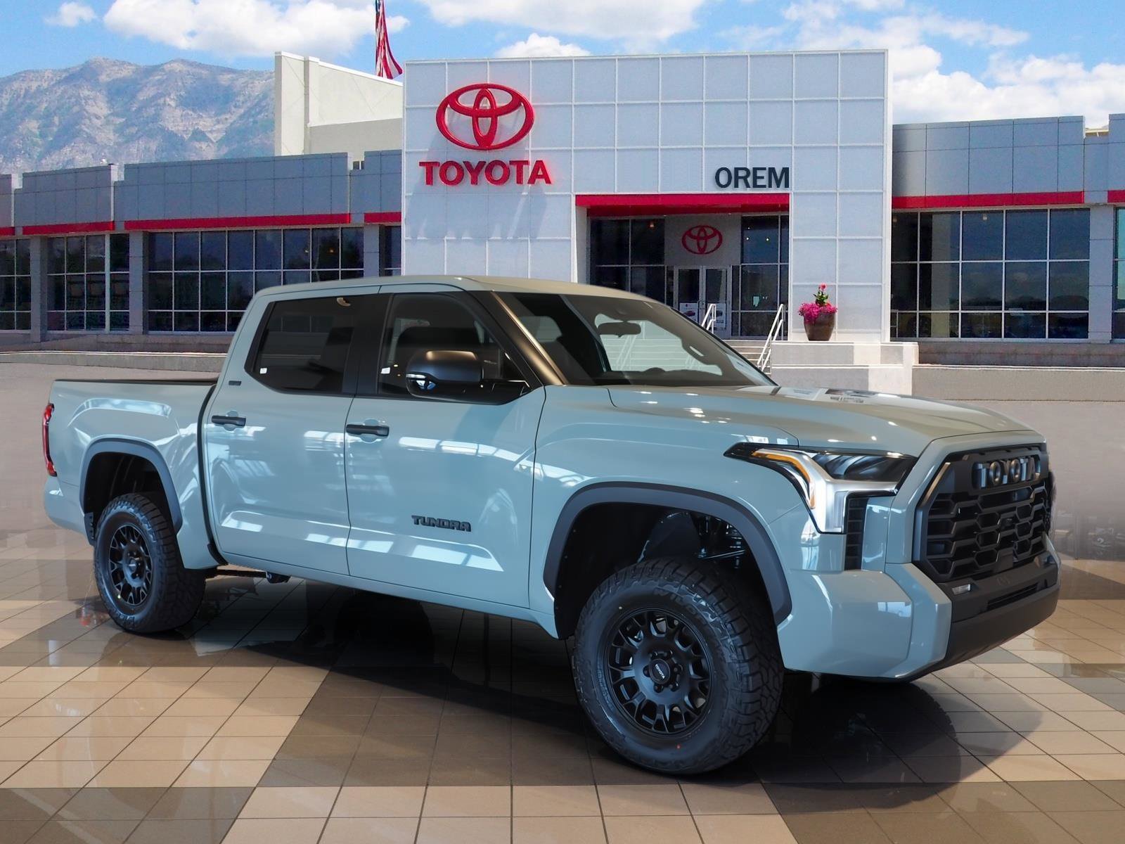 New 2026 Toyota Tundra SR5 w/ SR5 Convenience Package