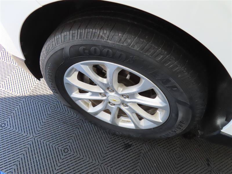 Used 2018 Chevrolet Equinox LT FWD image 6