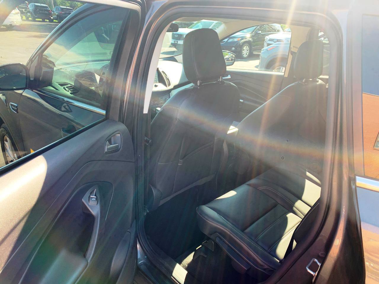 Used 2019 Ford Escape SEL AWD/4WD image 13