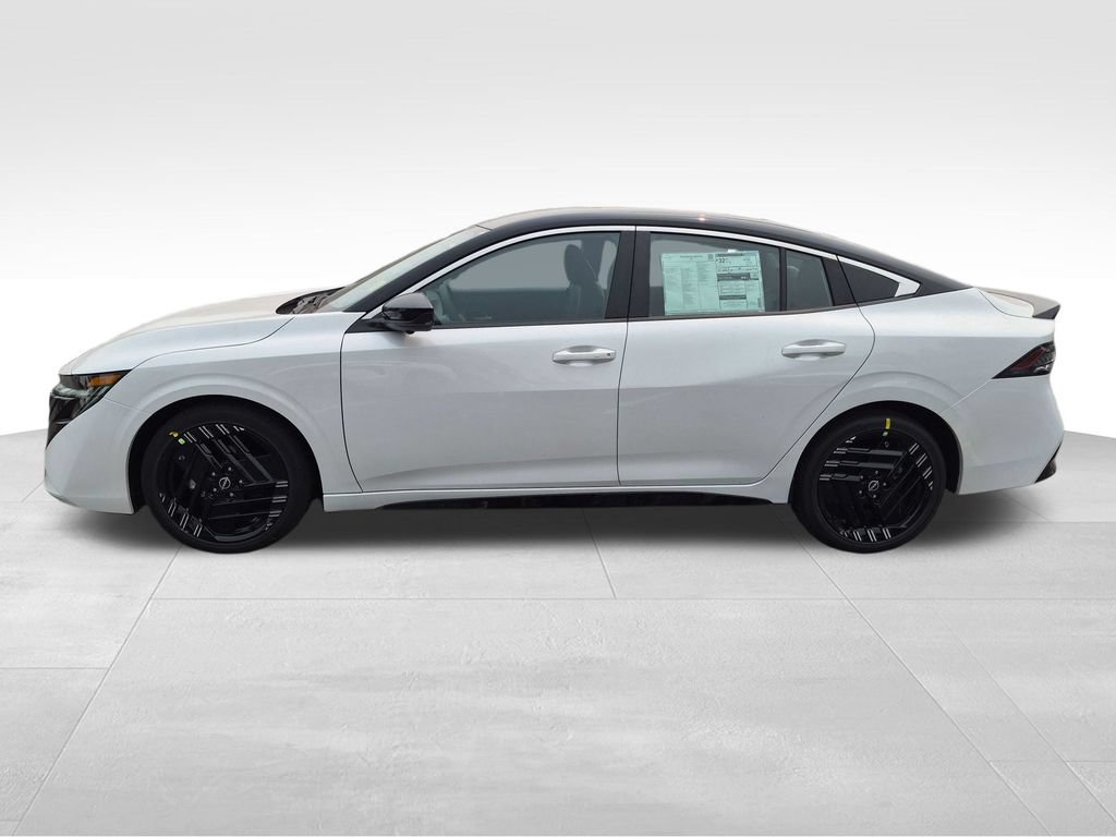 New 2026 Nissan Sentra SR w/ SR Premium Package FWD image 12