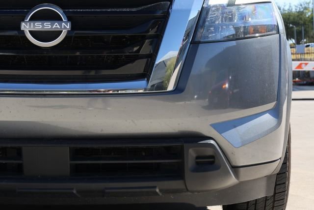 Used 2023 Nissan Pathfinder SV image 6