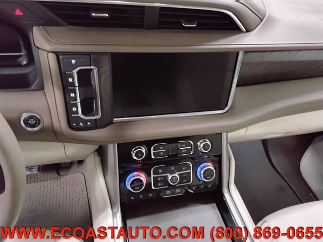 Used 2023 GMC Yukon XL Denali AWD/4WD image 12